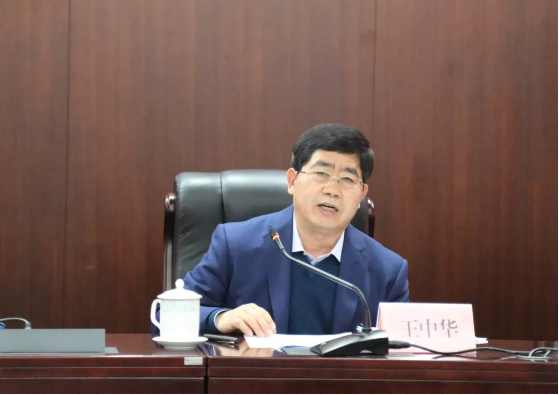 學(xué)習(xí)萬華濰柴齊魯音像公司經(jīng)驗 集團三項制度改革推進會近日召開 學(xué)習(xí)萬華濰柴齊魯音像公司經(jīng)驗 集團三項制度改革推進會近日召開